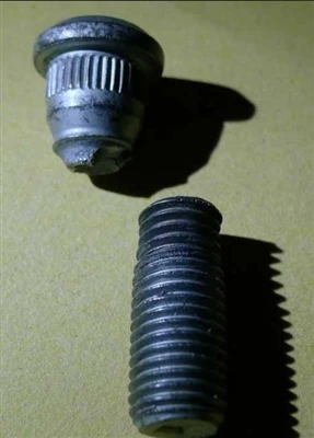 Causas de la rotura de tornillos de neumáticos y medidas preventivas eficaces
