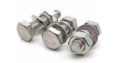 ¿Por qué los pernos de acero inoxidable 304 y 316 tienen magnetismo?